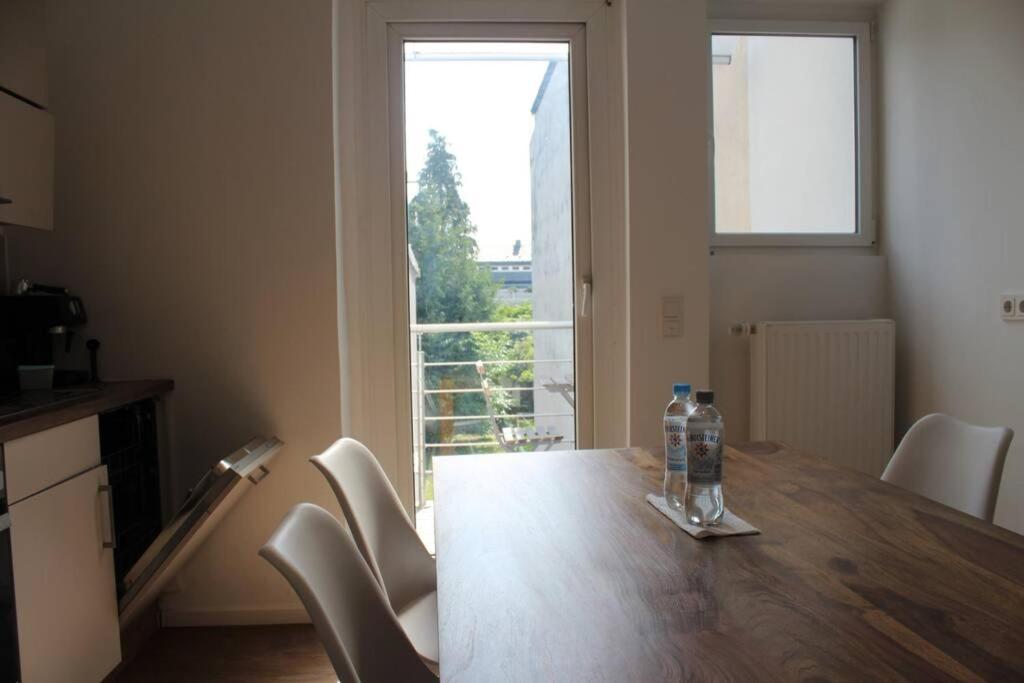 London . Chillinghouse # 9, 3 Min. Vom Ice, Netflix, Garten Siegburg Bagian luar foto