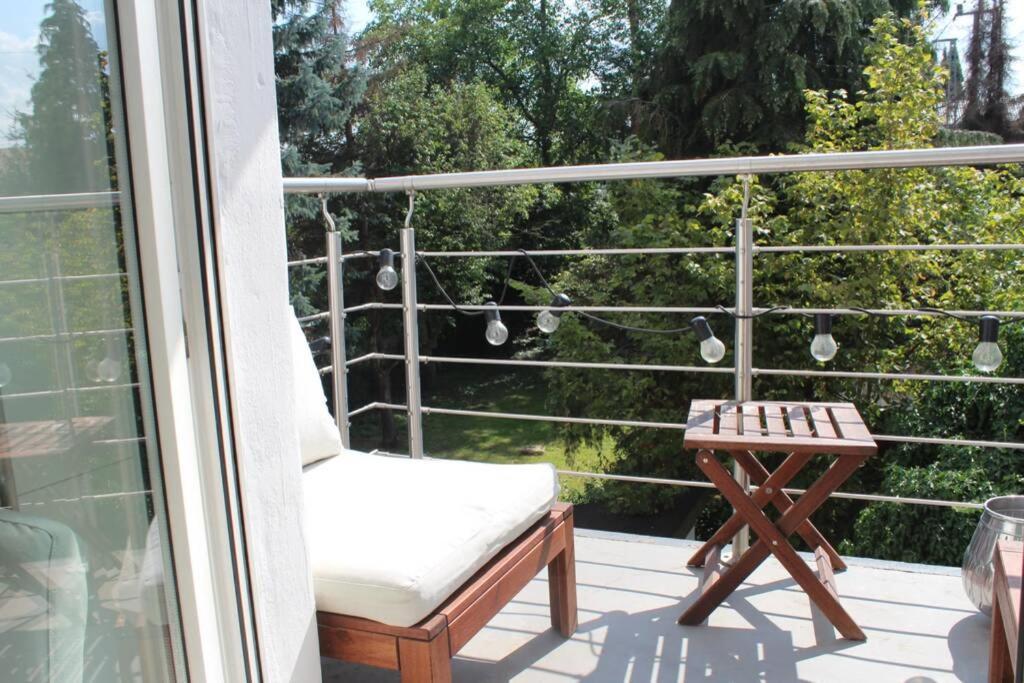 London . Chillinghouse # 9, 3 Min. Vom Ice, Netflix, Garten Siegburg Bagian luar foto