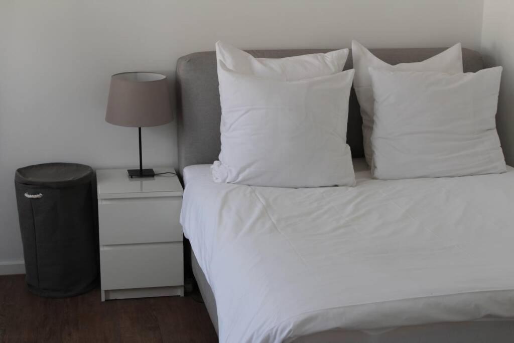 London . Chillinghouse # 9, 3 Min. Vom Ice, Netflix, Garten Siegburg Bagian luar foto